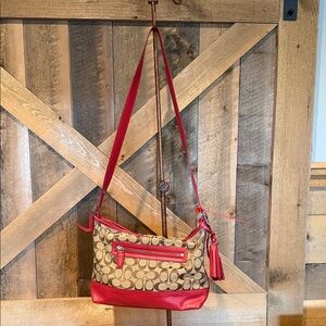 Gorgeous Beautiful Red Coach Y2k Shoulder bag